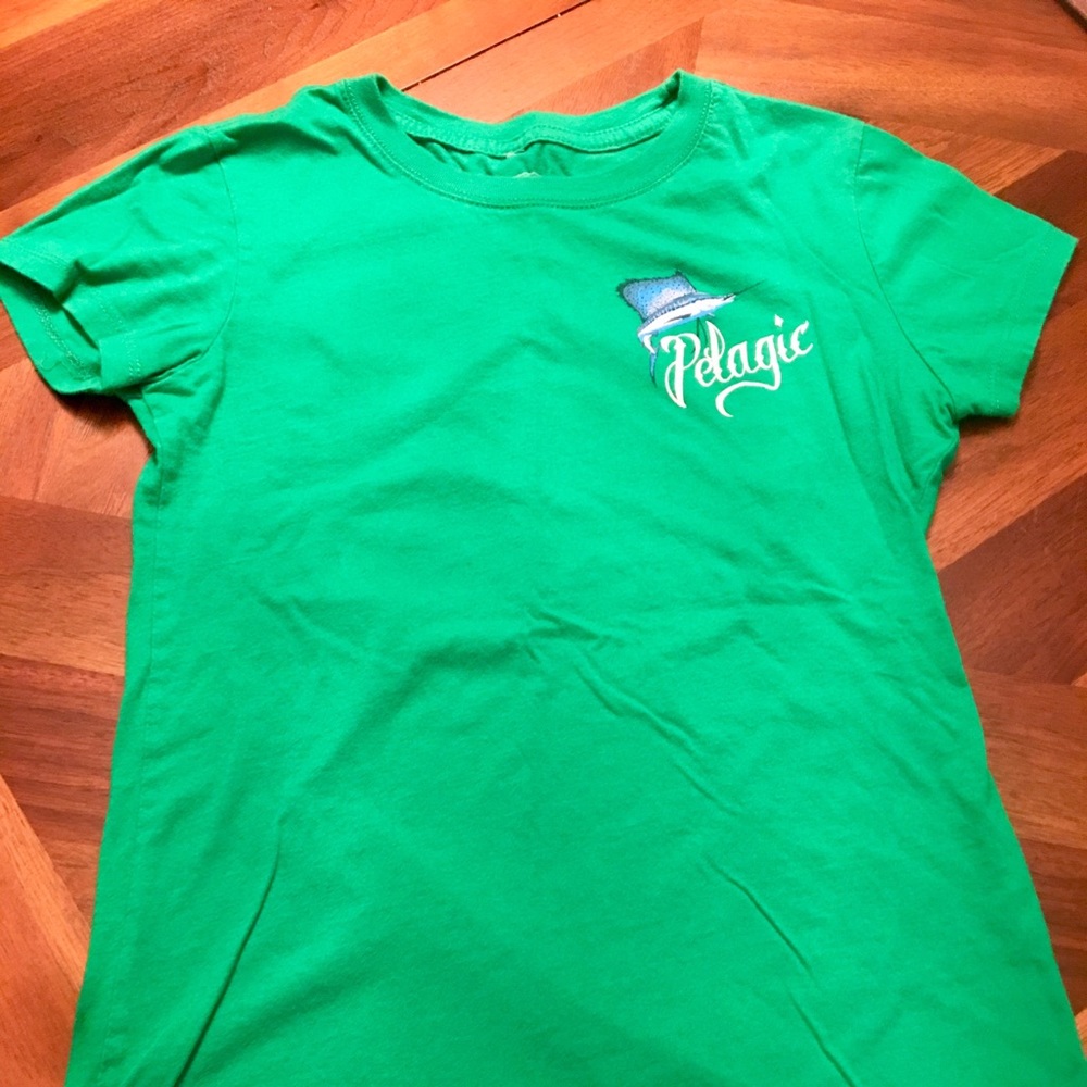 Pelagic Women’s Green Short Sleeve Fishing Shirt!